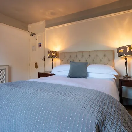 The Royal Oak Inn Chichester Extérieur photo