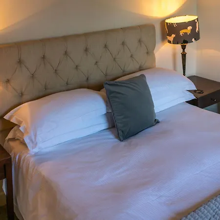 The Royal Oak Inn Chichester Extérieur photo