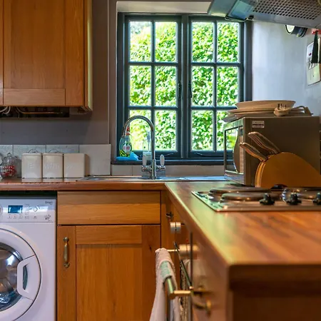 The Royal Oak Inn Chichester Extérieur photo