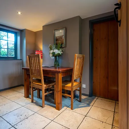 The Royal Oak Inn Chichester Extérieur photo